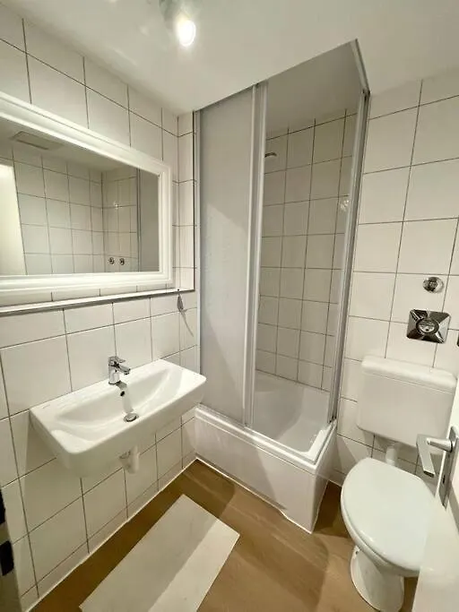 Schickes Apartment Mit Balkon In 杜塞尔多夫 0*,  德国